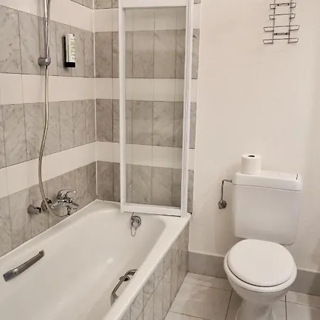 普林斯波德文酒店 酒店 克诺克－海斯特