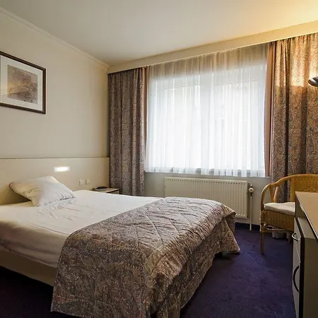 Boudewijn מלון 3*