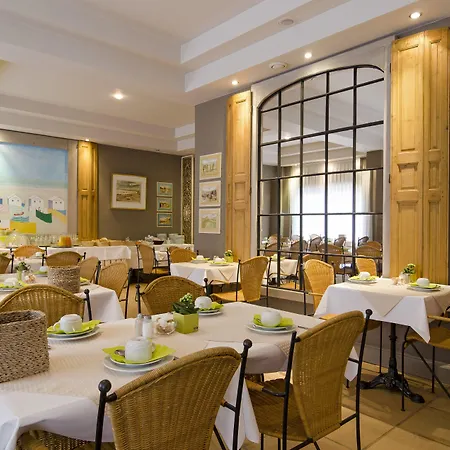 普林斯波德文酒店 3* 克诺克－海斯特